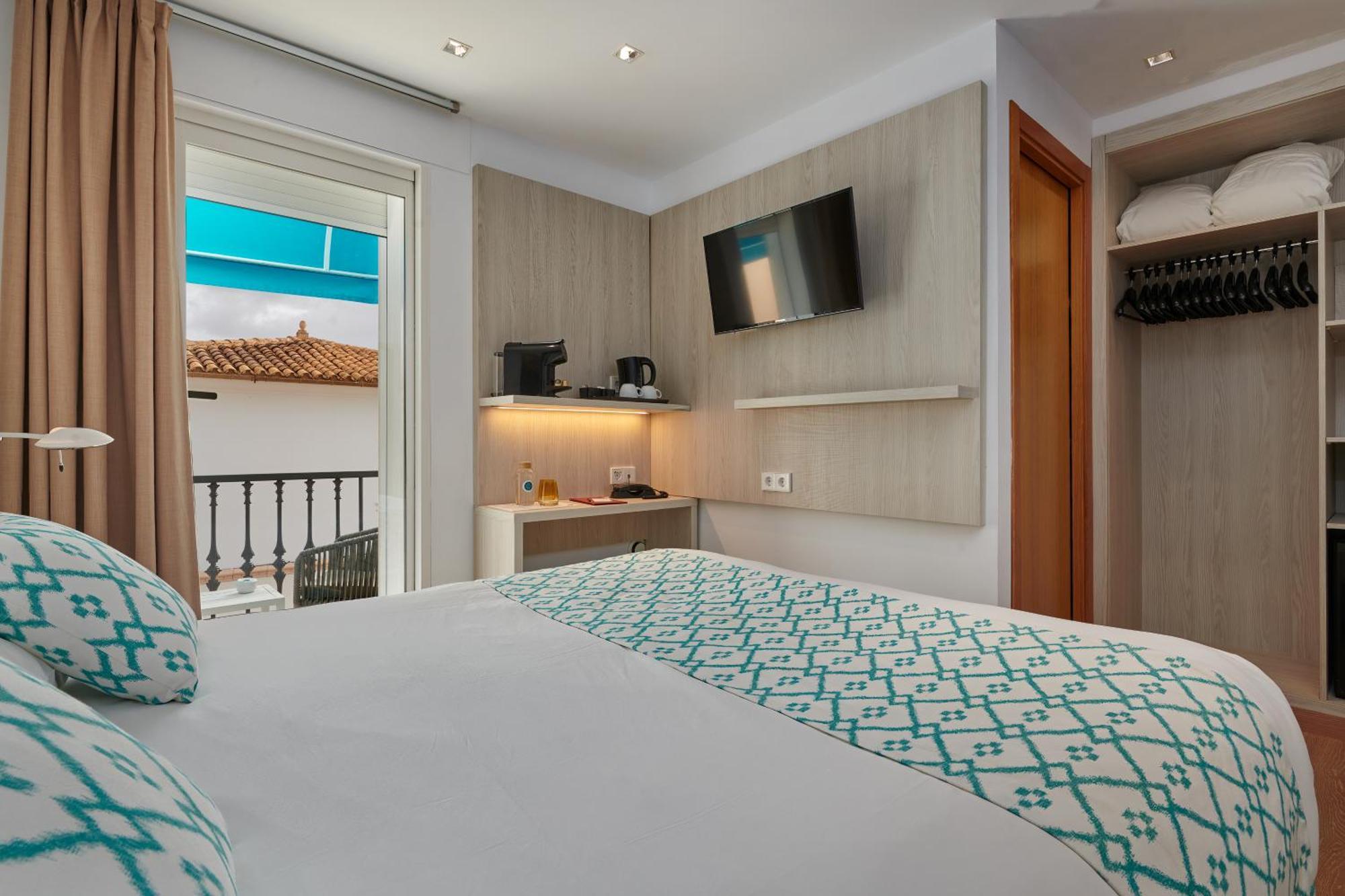 Hotel Colonial 科洛尼亚圣霍尔迪 外观 照片